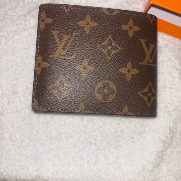 LV Monogram Brown Wallet - Picture 7 of 8